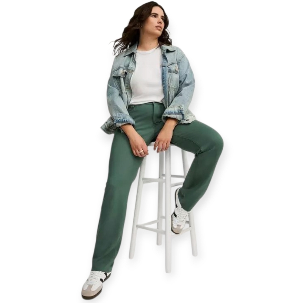 Studio by Torrid Green NWT Straight Office Holiday Plus Trousers Pants Women's